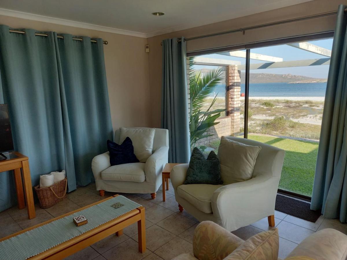 Water's Edge Apartamento *